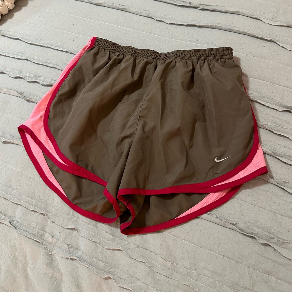 Nike Dri-Fit Tempos | Size L